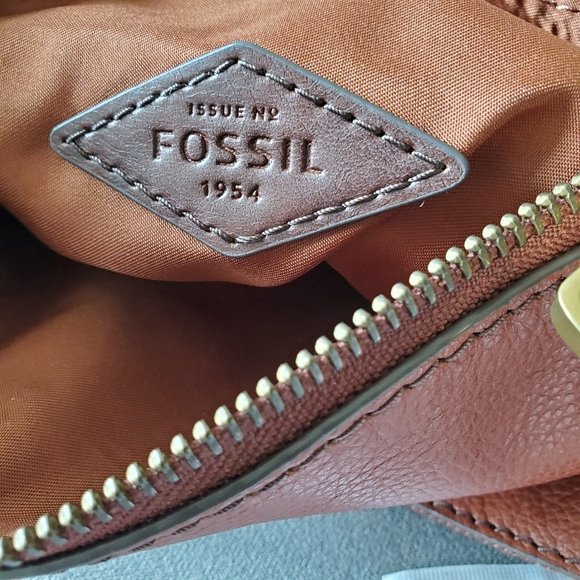 Fossil Voyager Small Brown Leather Crossbody Bag - Picture 10 of 12